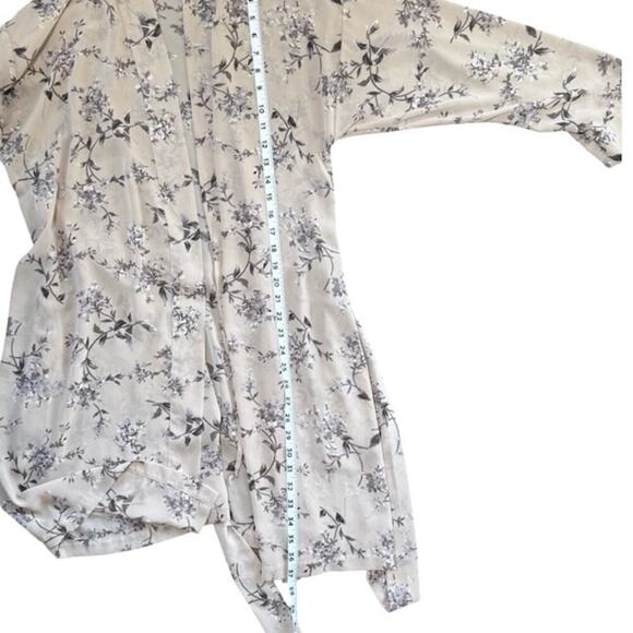 Vintage Calvin Klein Womens Floral Sheer Sleepwear Knee Length Robe Belted S/M - Picture 8 of 8